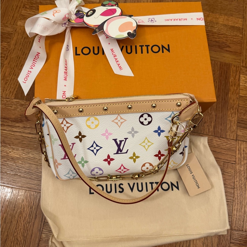 Louis Vuitton x Murakami Pochette - whole package